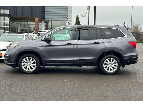 Used 2019 Honda Pilot LX image 9