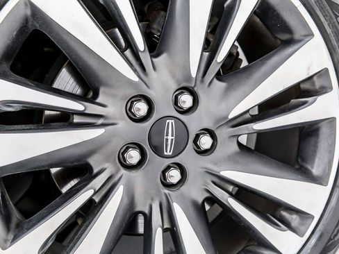 Used 2019 Lincoln MKZ Reserve AWD/4WD image 40