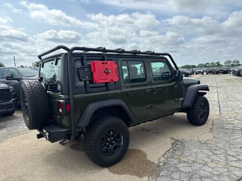 Used 2021 Jeep Wrangler Unlimited Sport AWD/4WD image 6