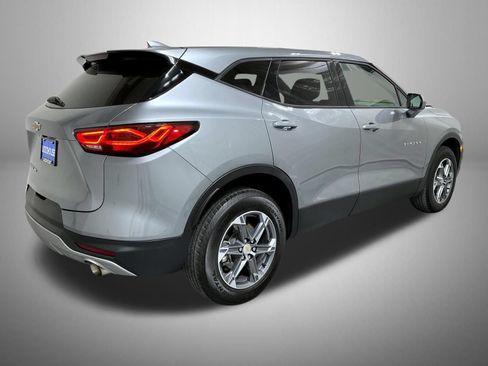 Used 2025 Chevrolet Blazer LT AWD/4WD image 5
