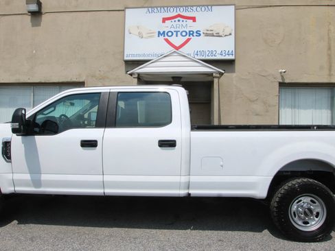 Used 2022 Ford F250 XL w/ Power Equipment Group AWD/4WD image 4