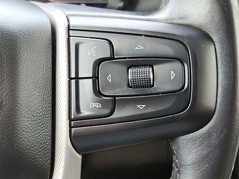 Used 2023 GMC Yukon Denali image 23