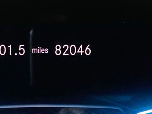 Used 2020 Mercedes-Benz GLE 350 4MATIC image 29