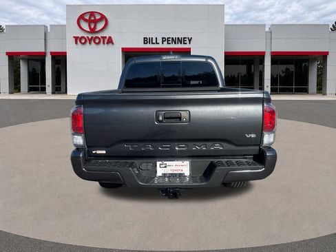 Used 2023 Toyota Tacoma TRD Off-Road w/ Advanced Technology Package AWD/4WD image 4
