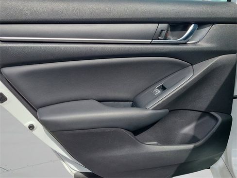 Used 2022 Honda Accord Sport image 18