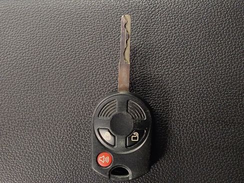 Used 2018 Ford Escape S image 32