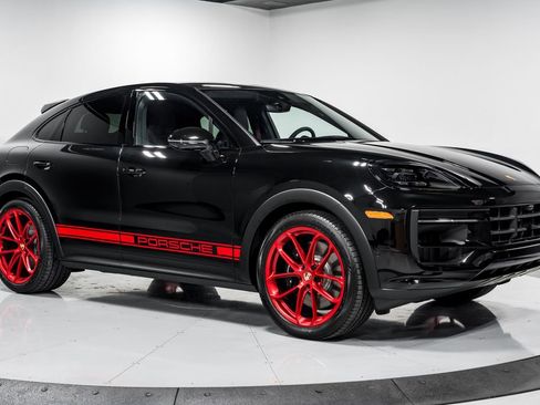 Used 2026 Porsche Cayenne S AWD/4WD image 44