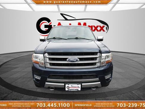 Used 2015 Ford Expedition Platinum image 2