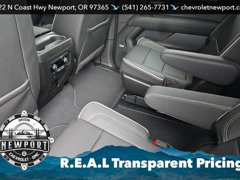 New 2026 Chevrolet Suburban Premier w/ Sun And Tow Package AWD/4WD image 12