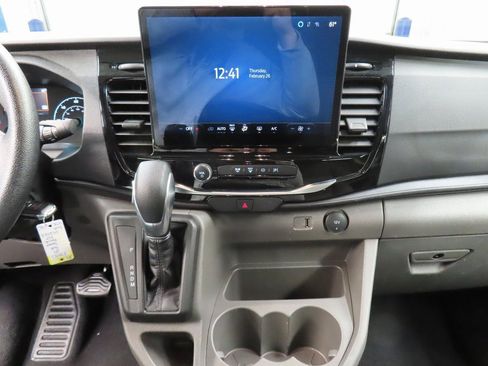 Used 2024 Ford Transit 350 XLT image 15