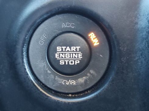 Used 2023 Jeep Wrangler Sport S image 20