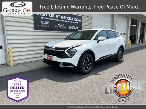 New 2025 Kia Sportage LX image 1