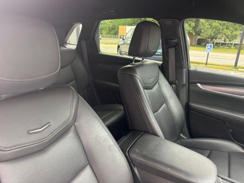 Certified 2024 Cadillac XT5 Luxury AWD/4WD image 24