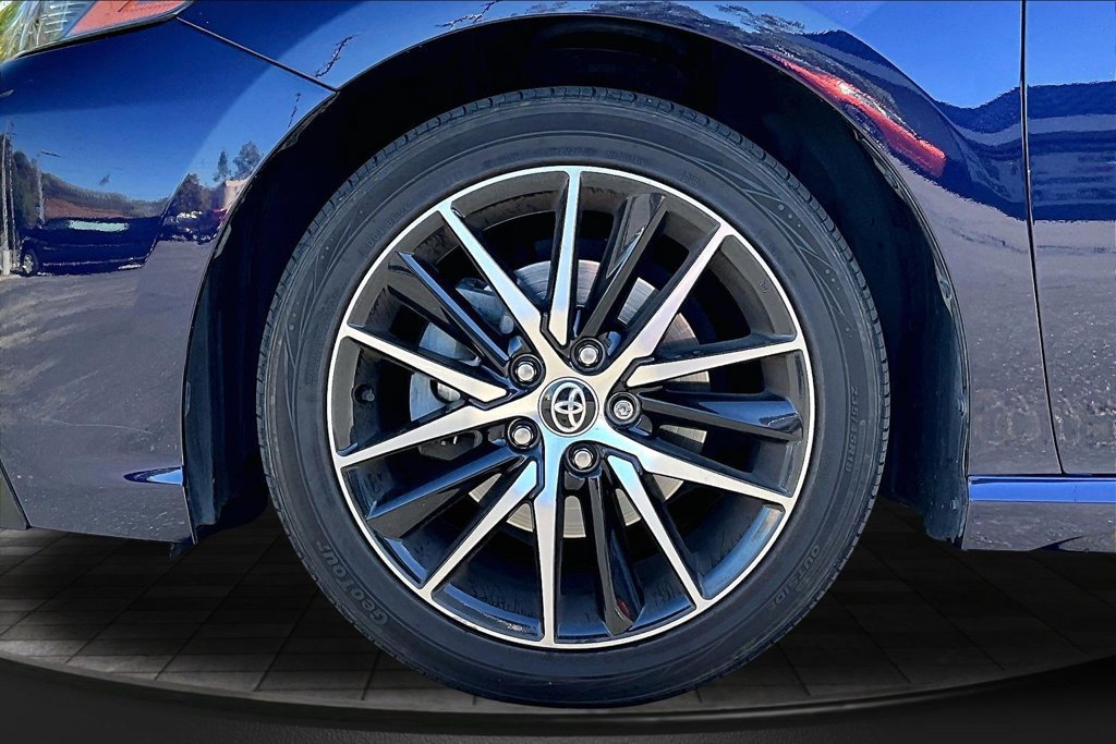 Used 2022 Toyota Camry SE w/ Carpet Mat Package (TMS) FWD image 30
