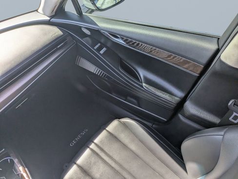 Used 2021 Genesis G80 2.5T w/ Advanced Package image 17