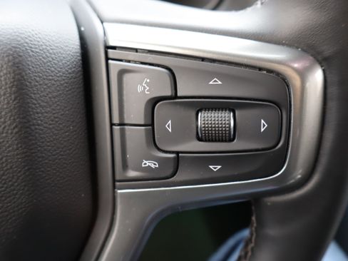 Certified 2023 Chevrolet Suburban Z71 w/ Luxury Package image 23