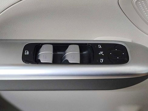 Used 2025 Mercedes-Benz C 300 C 300 image 24