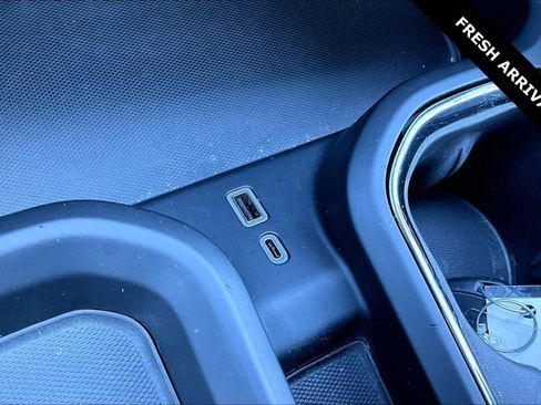 Used 2024 GMC Sierra 2500 AT4 w/ AT4 Premium Plus Package image 16