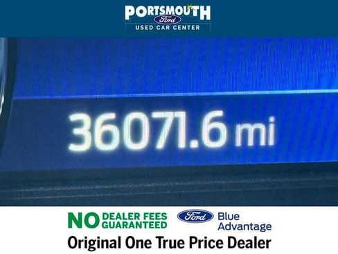 Certified 2022 Ford Explorer XLT w/ Equipment Group 202A image 19