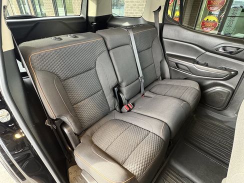 Used 2017 GMC Acadia SLE w/ Driver Alert Package I image 31