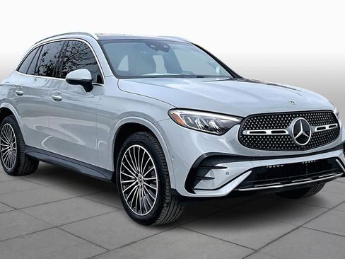 New 2026 Mercedes-Benz GLC 300 image 2