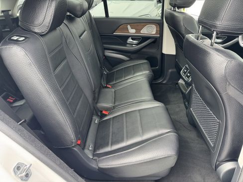 New 2025 Mercedes-Benz GLE 580 GLE 580 image 6