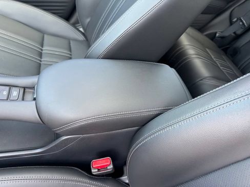 Used 2023 Honda HR-V EX-L image 28