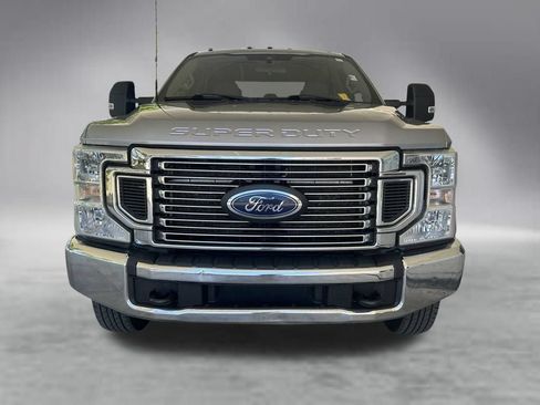 Used 2022 Ford F350 XLT AWD/4WD image 12
