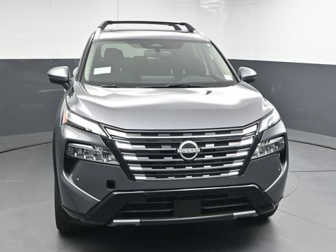 New 2026 Nissan Rogue Platinum w/ Platinum Premium Package image 2