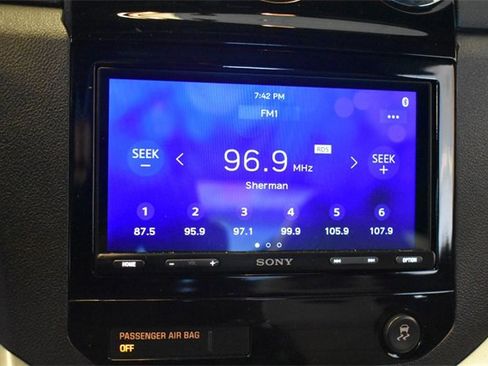 Used 2008 Saturn Sky Carbon Flash image 21