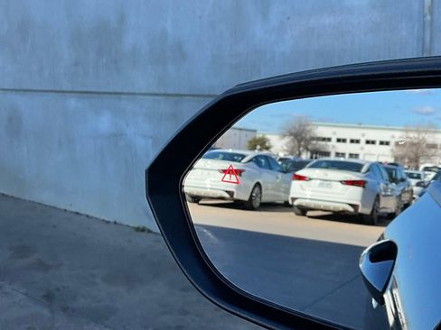 Used 2025 Hyundai Kona SEL image 20