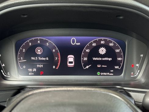 Used 2023 Honda Accord EX image 19