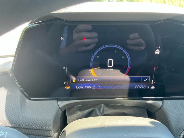 Used 2025 Chevrolet TrailBlazer LT AWD/4WD image 24