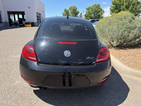 Used 2012 Volkswagen Beetle 2.5 FWD image 8