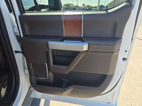 Used 2020 Ford F250 King Ranch w/ King Ranch Ultimate Package AWD/4WD image 27