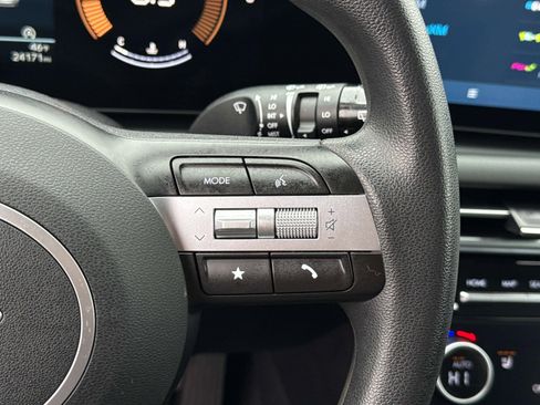 Used 2025 Hyundai Tucson SEL image 31