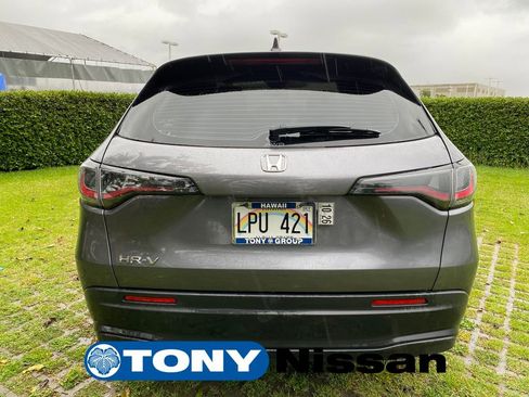 Used 2025 Honda HR-V LX image 6