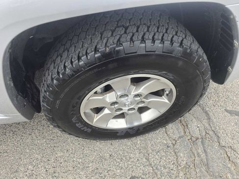 Used 2013 Toyota 4Runner SR5 image 35