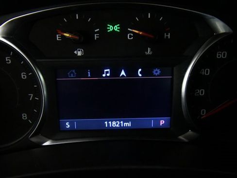 Used 2023 Chevrolet Equinox RS w/ RS Leather Package image 26