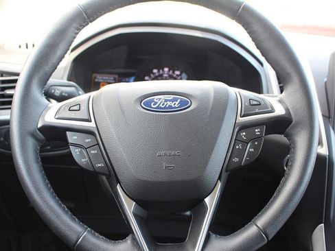 Used 2023 Ford Edge SEL w/ Sport Appearance Package image 13