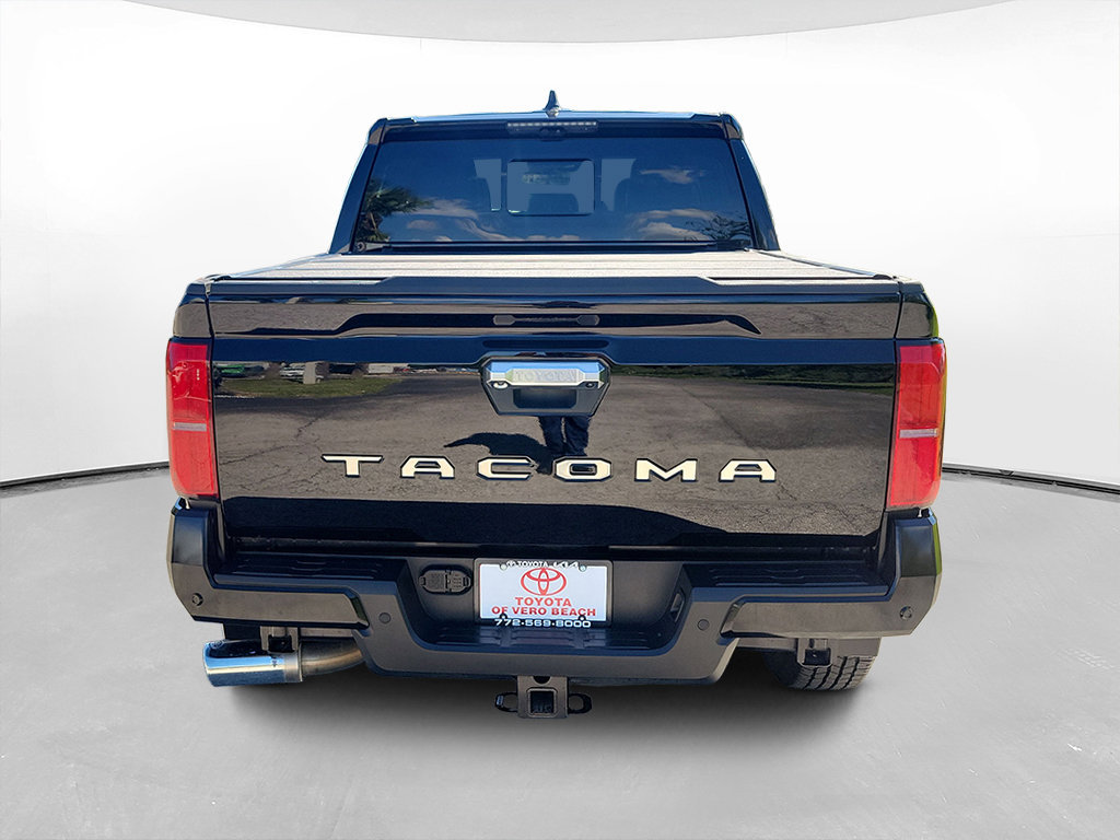Used 2025 Toyota Tacoma Limited AWD/4WD image 5