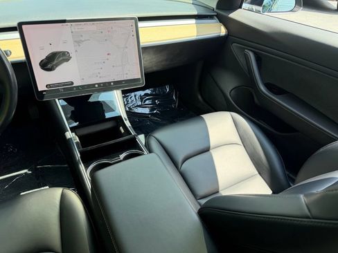 Used 2019 Tesla Model 3 Long Range AWD/4WD image 41