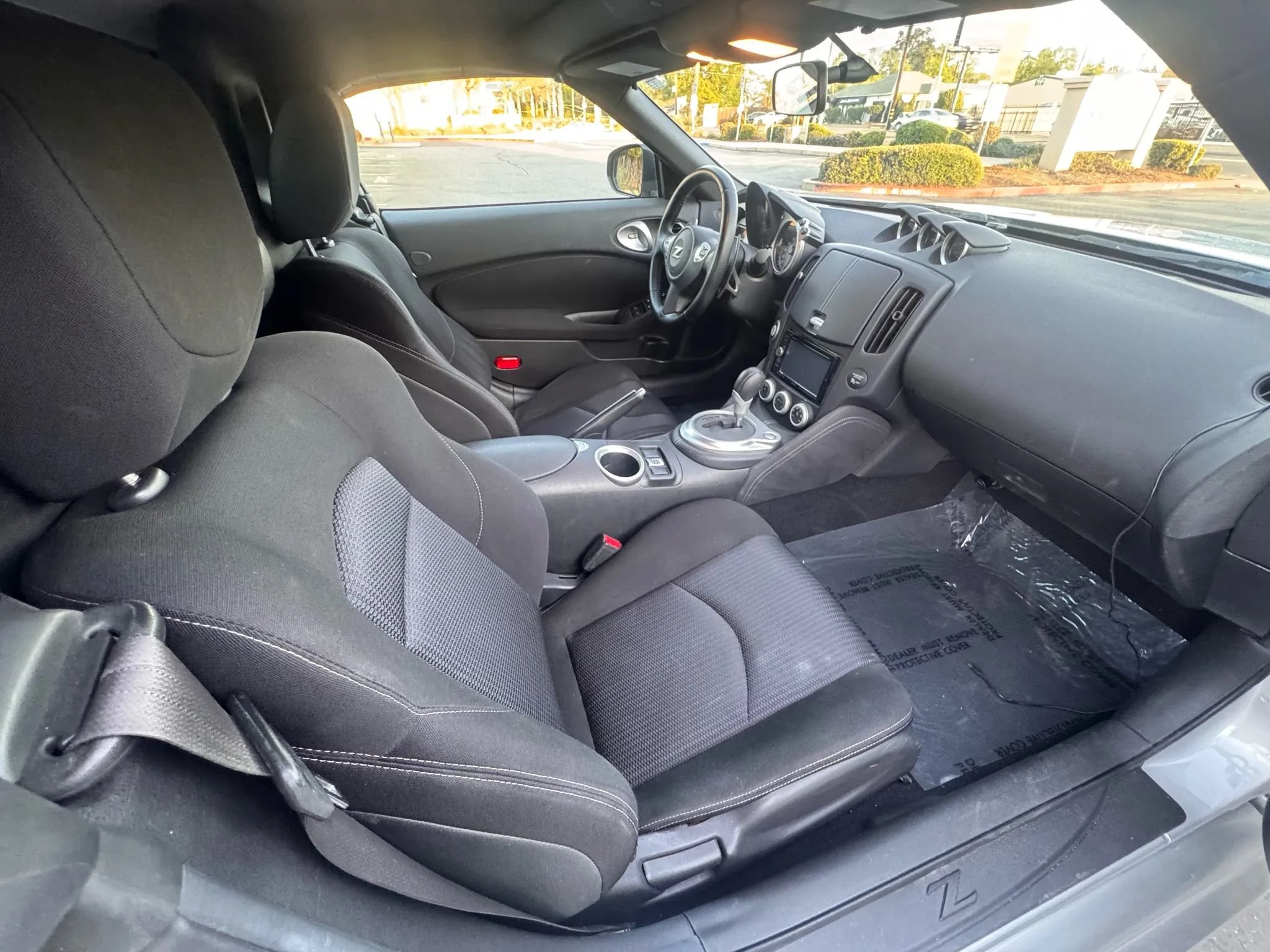 Used 2012 Nissan 370Z Roadster RWD image 12