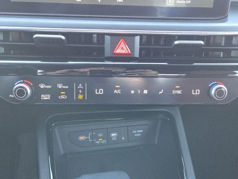 Used 2025 Kia K5 GT-Line w/ GT-Line Premium Package image 33