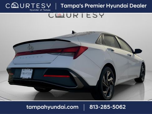 Certified 2025 Hyundai Elantra Sport image 3