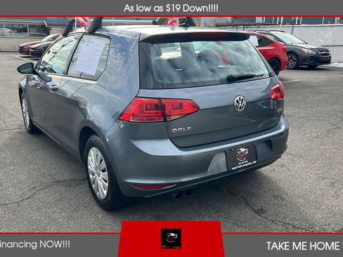 Used 2015 Volkswagen Golf S image 3
