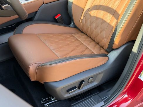 New 2026 Nissan Rogue Platinum w/ Platinum Premium Package image 16