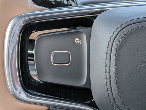 New 2026 Lincoln Navigator Black Label image 32