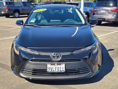 Used 2023 Toyota Corolla LE FWD image 2