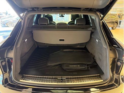 Used 2021 Porsche Cayenne E-Hybrid AWD/4WD image 43